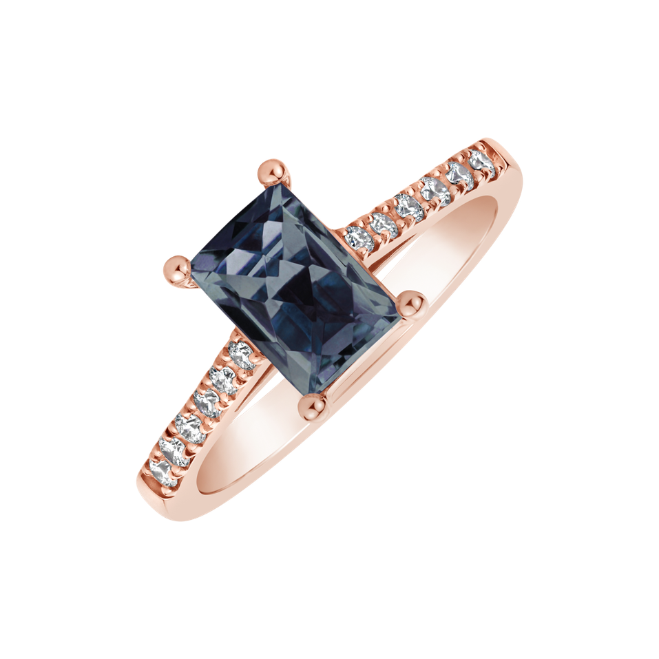 Diamond ring with Topaz Miracle Gem