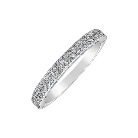 Diamond ring Loveday