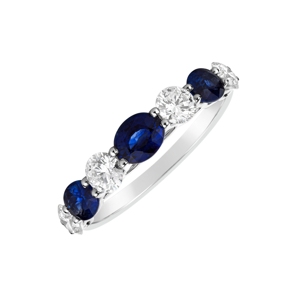 Diamond ring with Sapphire Kadence