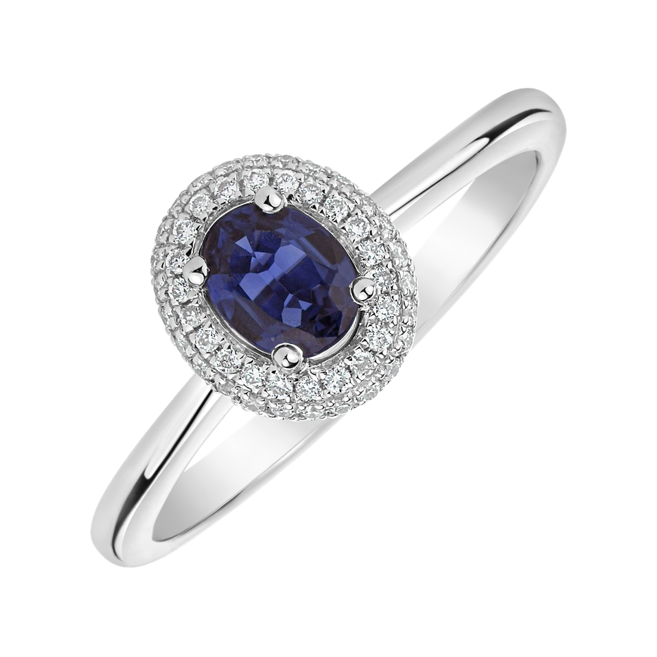 Diamond ring with Sapphire Princess