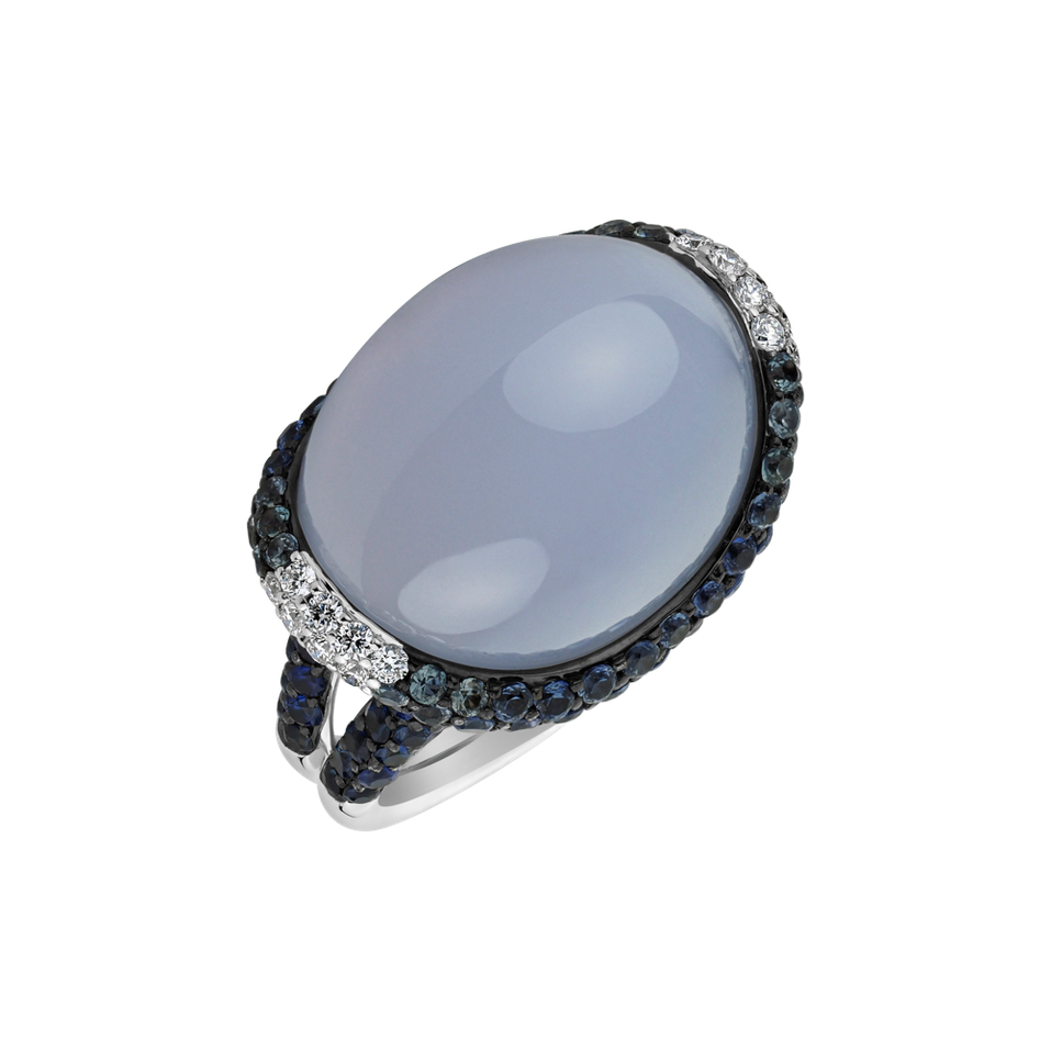 Diamond ring with Chalcedony and Sapphire Magic Temptation