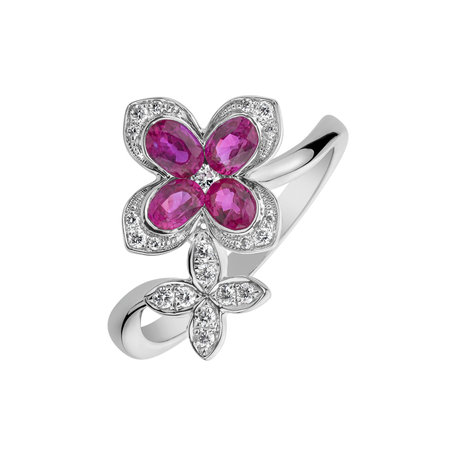 Diamond ring with Ruby Daisy