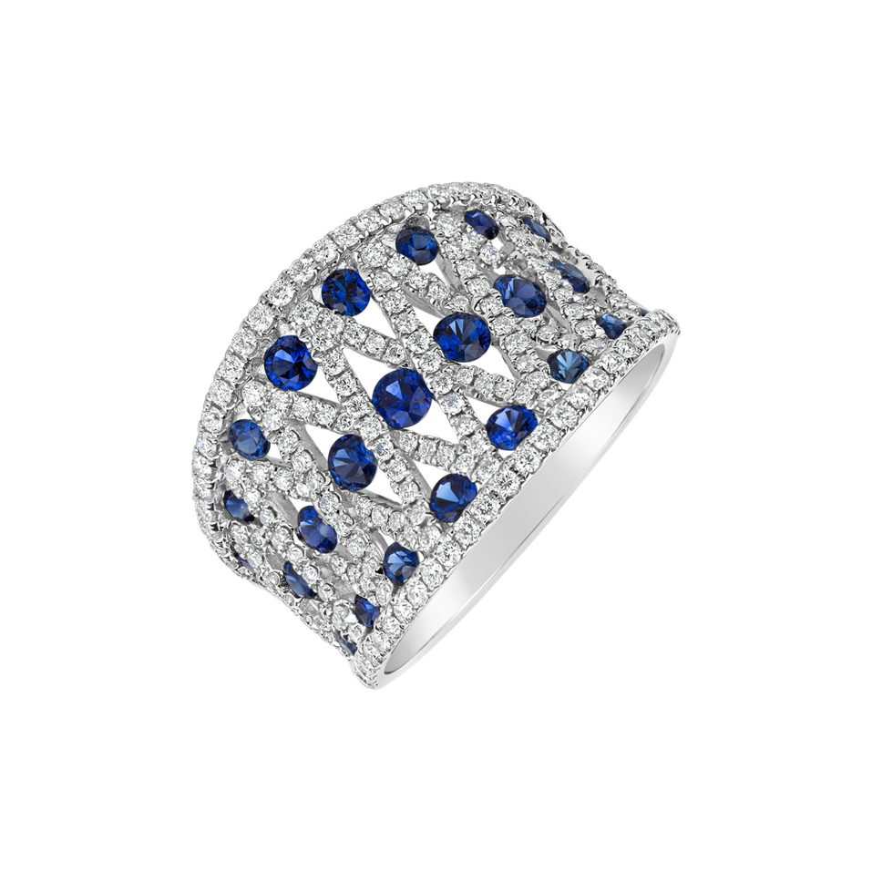 Diamond ring with Sapphire Dominique