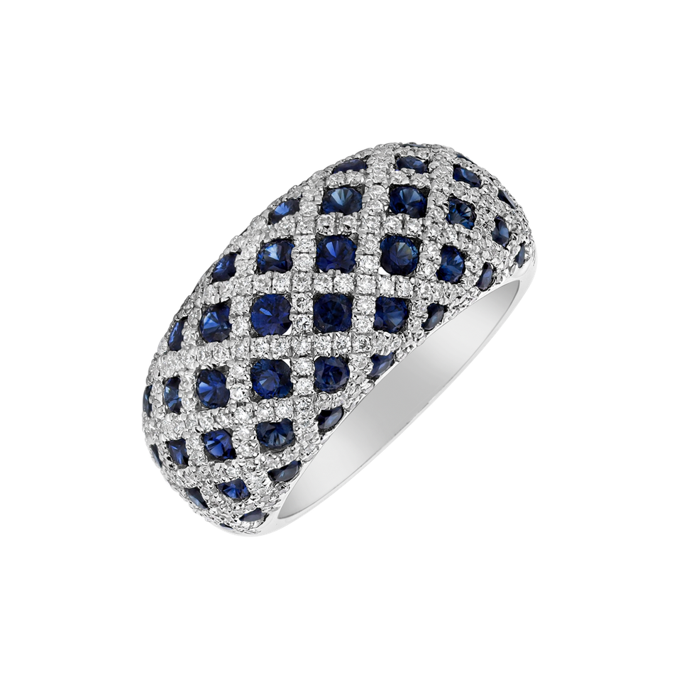 Diamond ring with Sapphire Aubrey