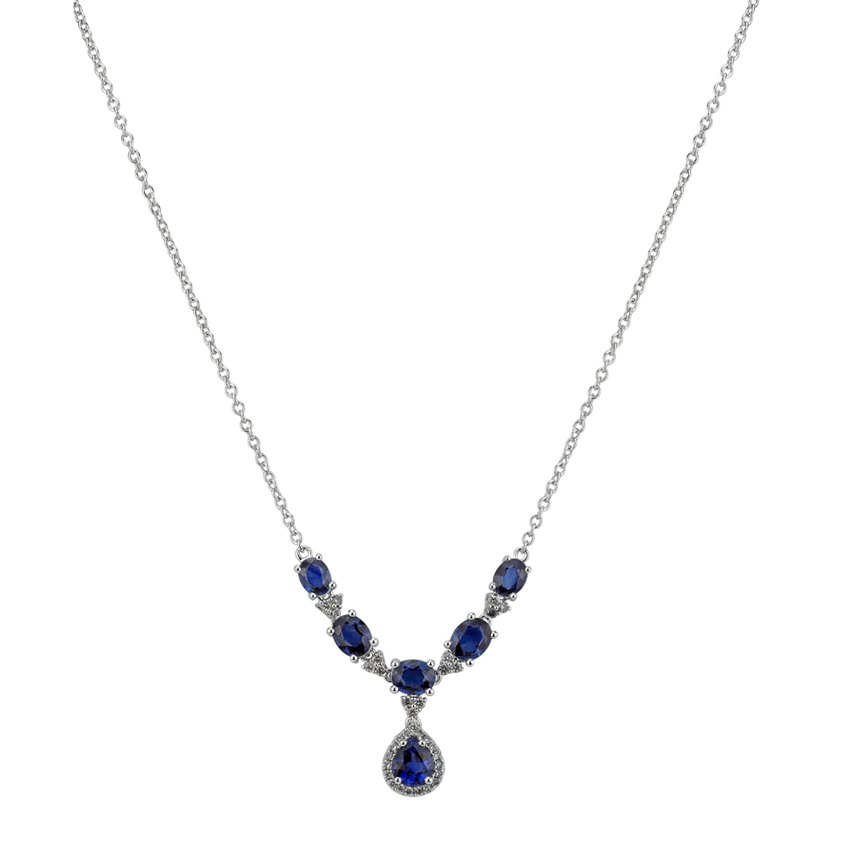 Diamond necklace with Sapphire Royal Treasure