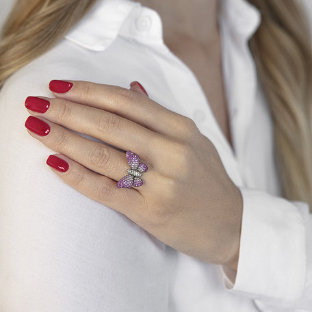 Diamond ring with Sapphire Splendid Butterfly