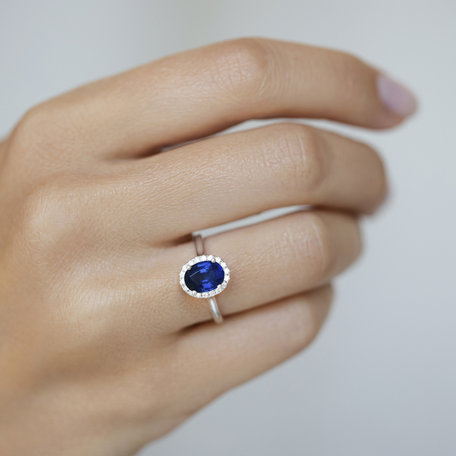 Diamond ring with Sapphire Princess Wish