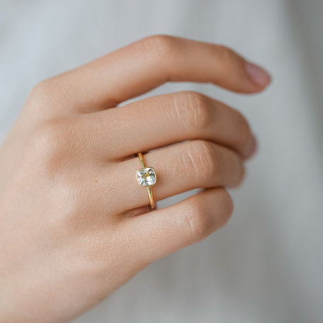 Ring with Blue Chalcedony Bonbon