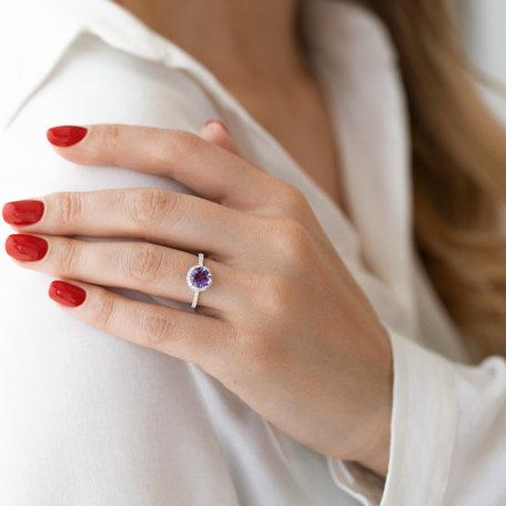 Diamond ring with Rhodolite Princess Sky