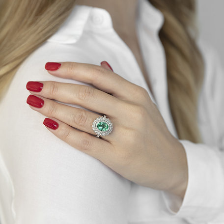 Diamond ring with Emerald Frozen Drop