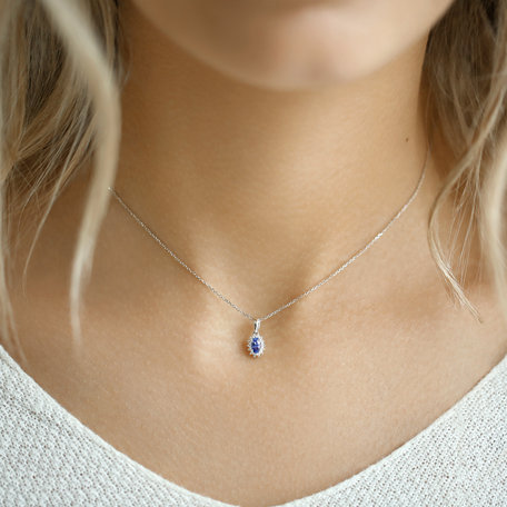 Diamond pendant with Sapphire Princess Sparkle