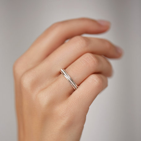 Diamond ring Breathtaking Line