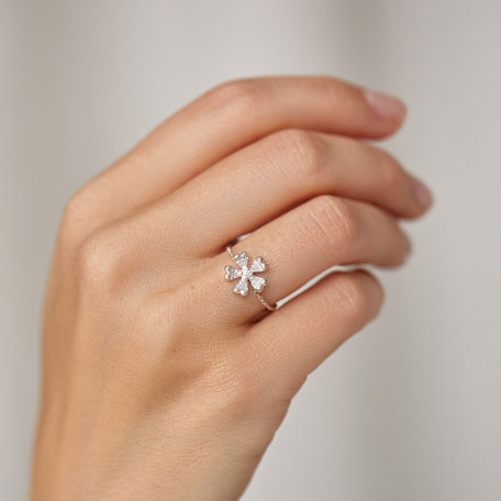 Diamond ring Sparkling Flower