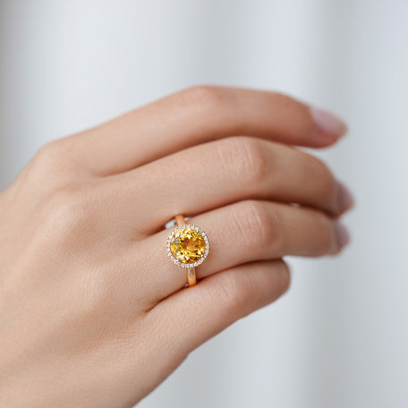 Diamond ring with Citrine Bonbon