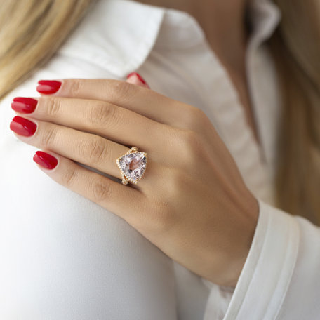 Diamond rings with Amethyst Oistin