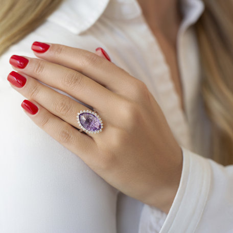 Diamond rings with Amethyst Darlar Hope