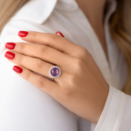 Diamond rings with Amethyst Pavia