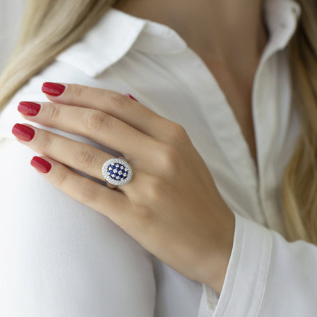 Diamond ring with Sapphire Checker Board