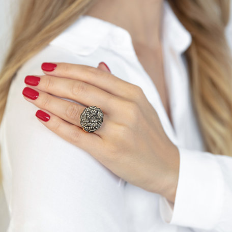 Ring with brown and black diamonds Miracle Aphrodite