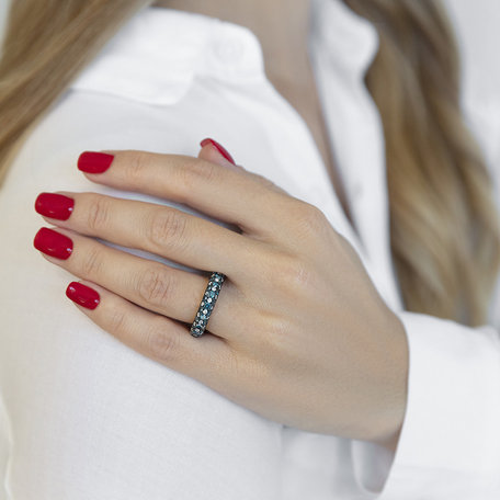 Ring with blue and white diamonds Blue Lagoon