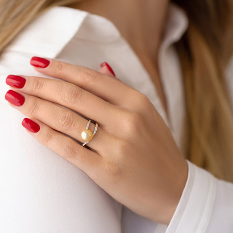 Diamond ring with Pearl Burning Lake