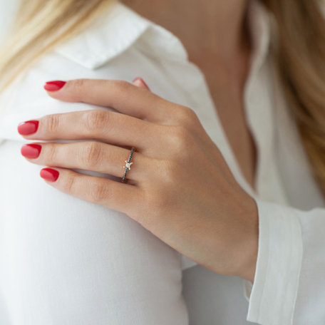 Ring with black and white diamonds Moonlight Ray