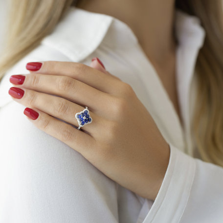 Diamond ring with Sapphire Julian