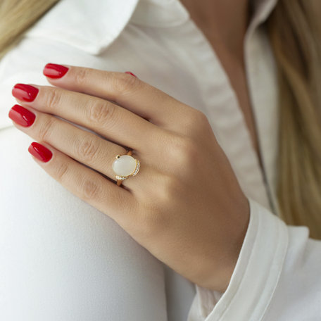 Ring with Moonstone and diamonds Scarlet Titan