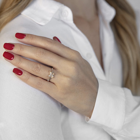 Diamond ring with Pearl Pearl Blossom