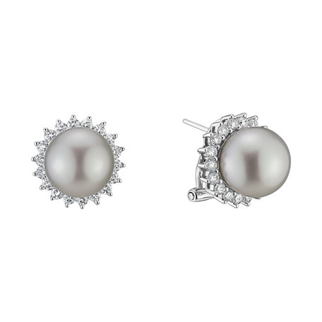 Diamond earrings with Pearl Ramada