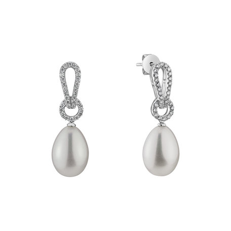 Diamond earrings with Pearl Yolanda Pacific