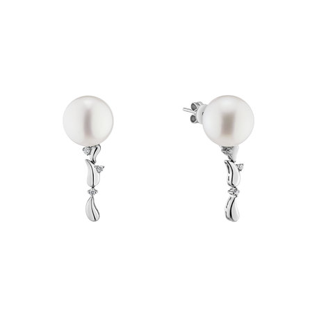 Diamond earrings with Pearl Monthei