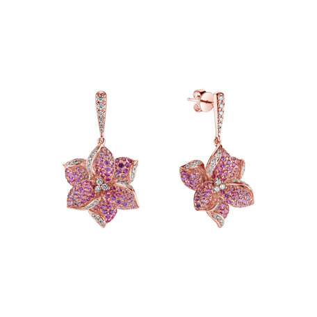 Diamond earrings and Sapphire Attache