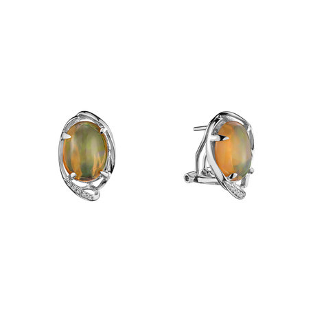 Diamond earrings with Opal Majestic Whisper