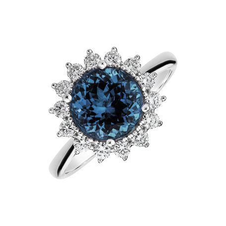 Diamond ring with Topaz London Stellar Sun