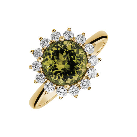 Diamond ring with Peridot Stellar Sun