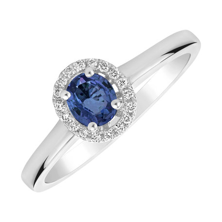 Diamond ring with Sapphire Princess