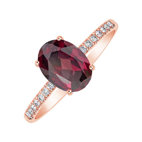 Diamond ring with Rhodolite Touch of Spark