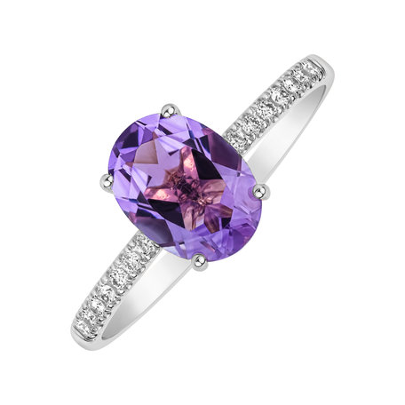 Diamond ring with Amethyst Touch of Spark