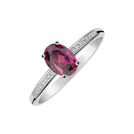 Diamond ring with Rhodolite Pauliene