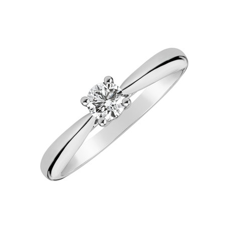 Diamond ring Dace