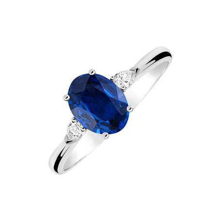 Diamond ring with Sapphire Fiona