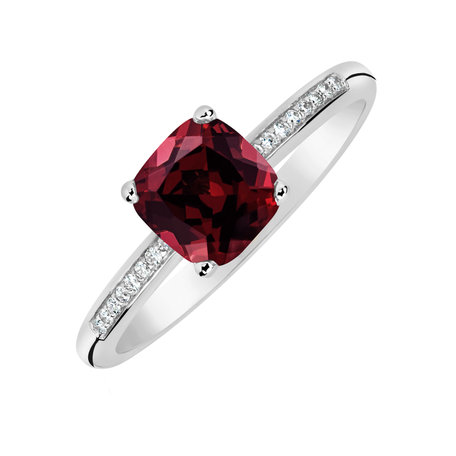 Diamond ring with Rhodolite Melody Symphony