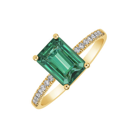 Diamond ring with Emerald Carlotta