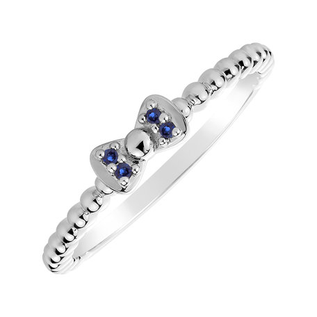 Ring with Sapphire Sapphire Story