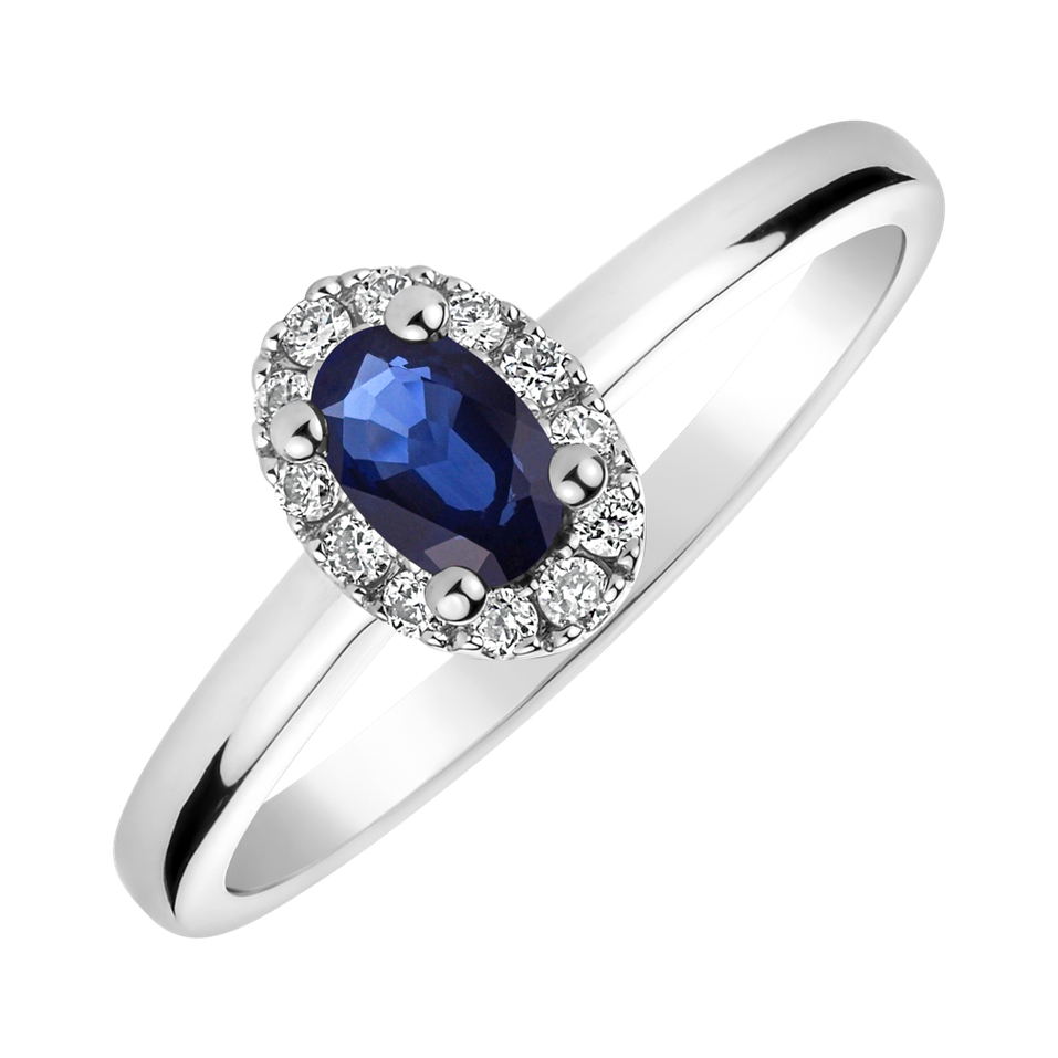 Diamond ring with Sapphire Princess