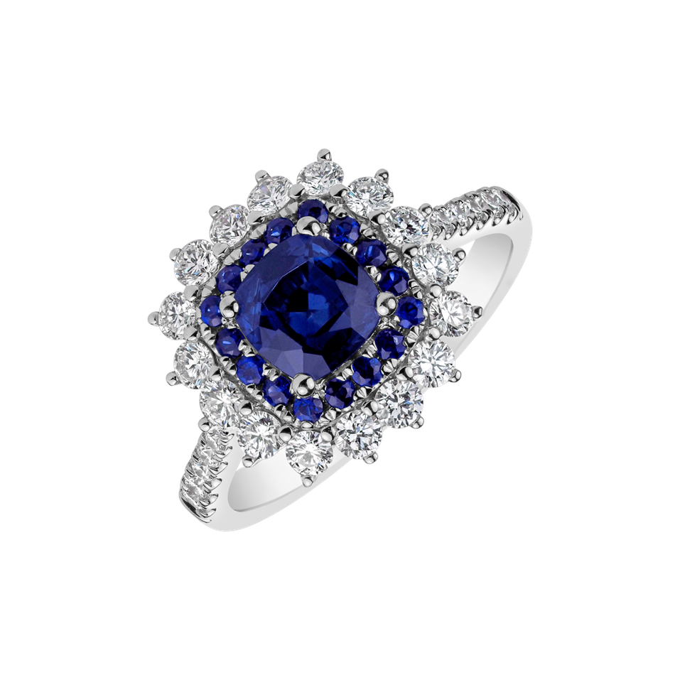 Diamond ring with Sapphire Radiant Shine