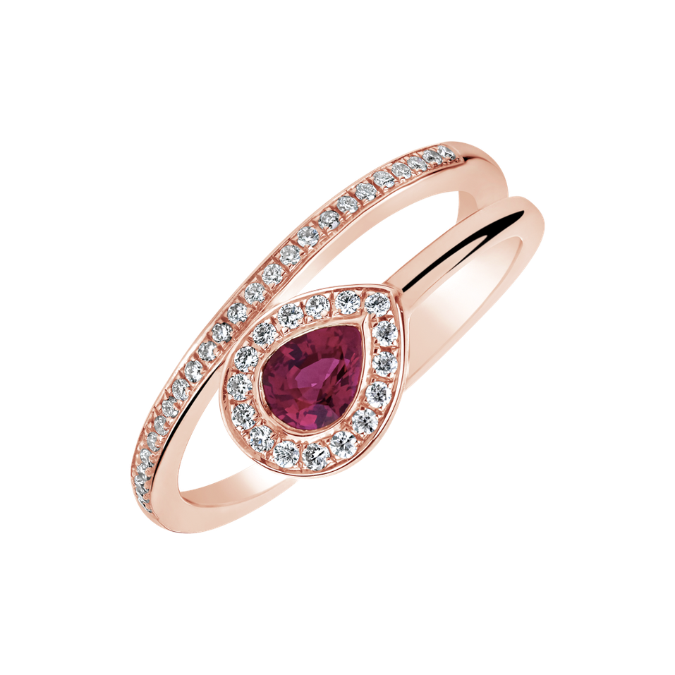 Diamond ring with Ruby Perrette