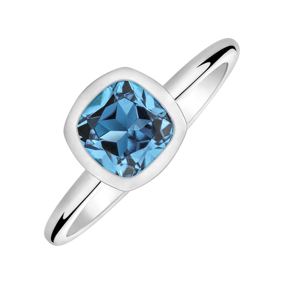 Ring with Topaz Swiss Bonbon