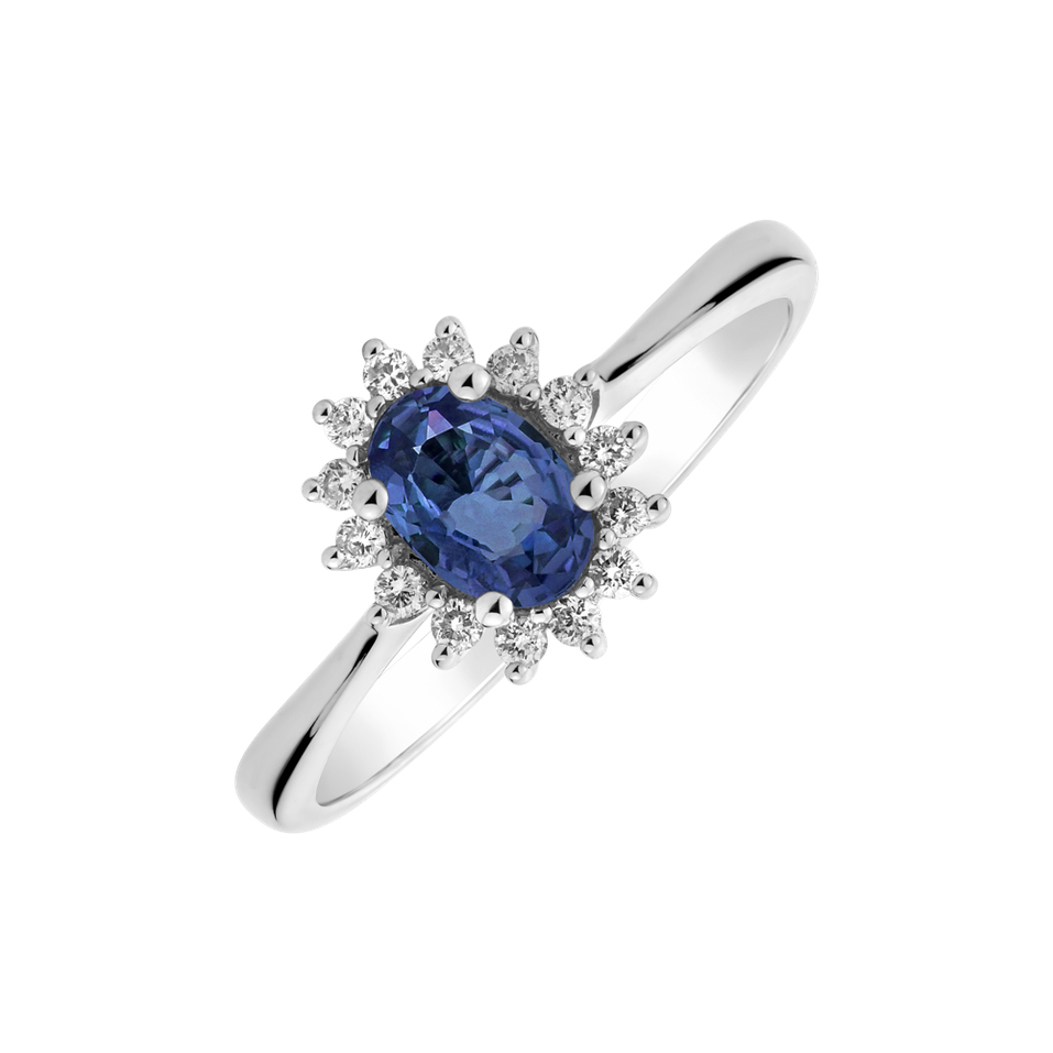 Diamond ring with Sapphire Princess Sparkle